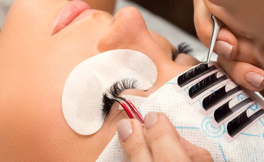 The Art of Classic Eyelash Extensions