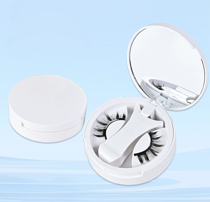 New Magnetic Lashes With Clip